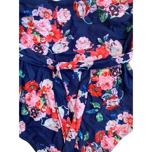 SHEIN Women's 3X Swimsuit One Piece Roched Tropical Light Padding Adjustable NEW - Picture 6 of 7